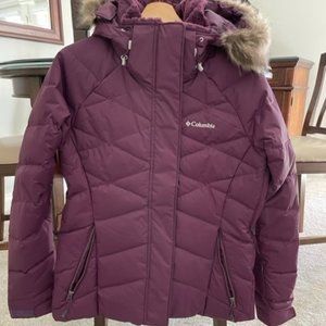 Women's Columbia Coat-Size Medium (Lay D Down II Jacket)
